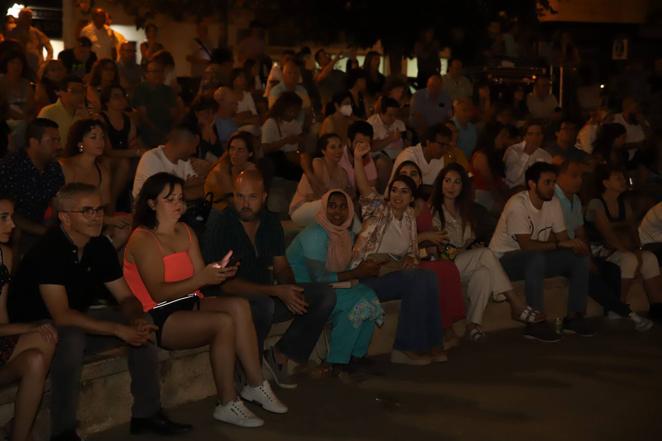 La Noche Blanca del Flamenco desde el Alcázar al Zoco y San Agustín, en imágenes