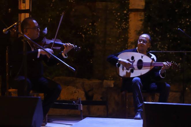 La Noche Blanca del Flamenco desde el Alcázar al Zoco y San Agustín, en imágenes