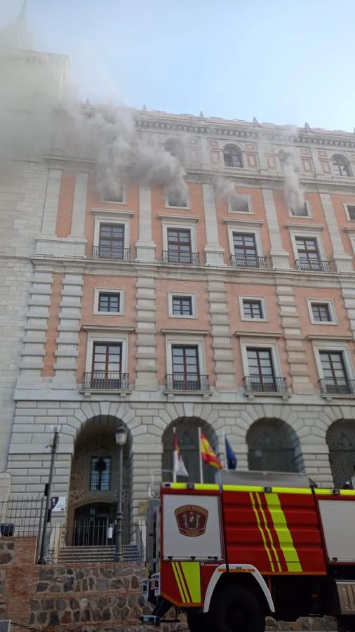 Incendio en el alcázar de Toledo