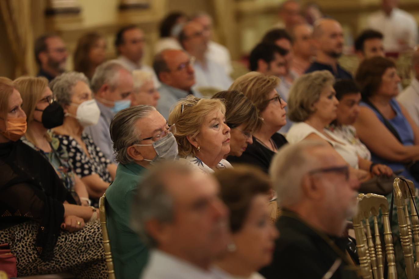 La asamblea del Círculo de la Amistad de Córdoba, en imágenes