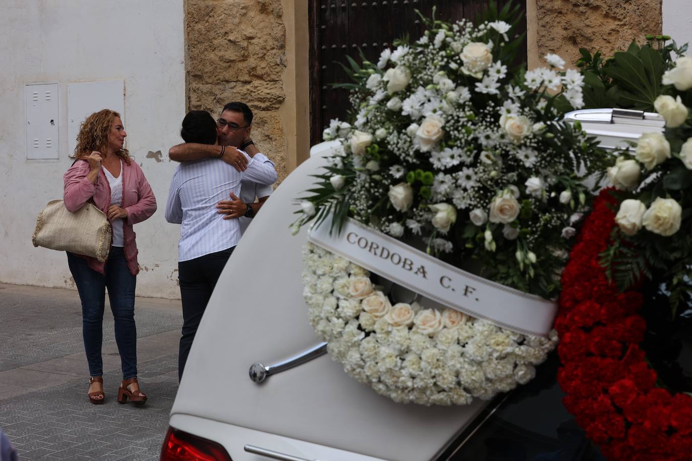 El funeral de Rafael Campanero en Córdoba, en imágenes