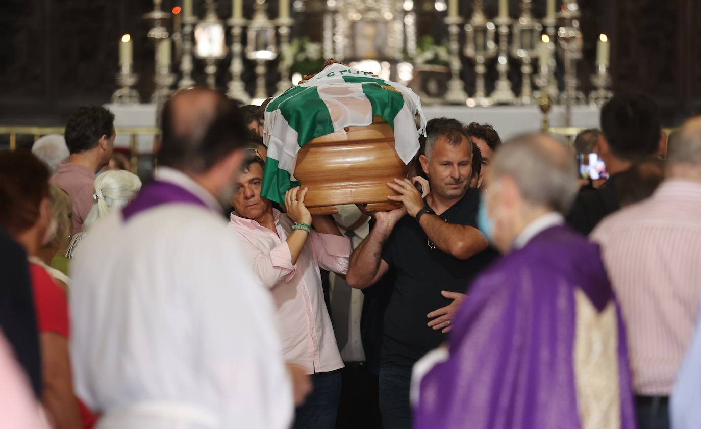 El funeral de Rafael Campanero en Córdoba, en imágenes