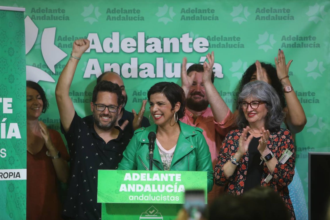 Fotos: Ambiente en la sede de Adelante Andalucía en Cádiz
