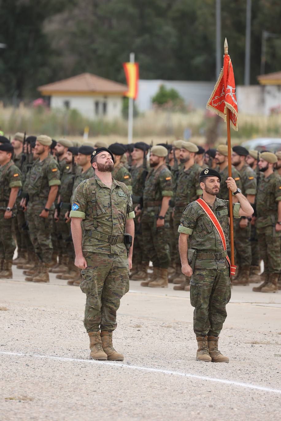 En imágenes, el desfile de la BRI X para despedir al contingente que marcha a Letonia