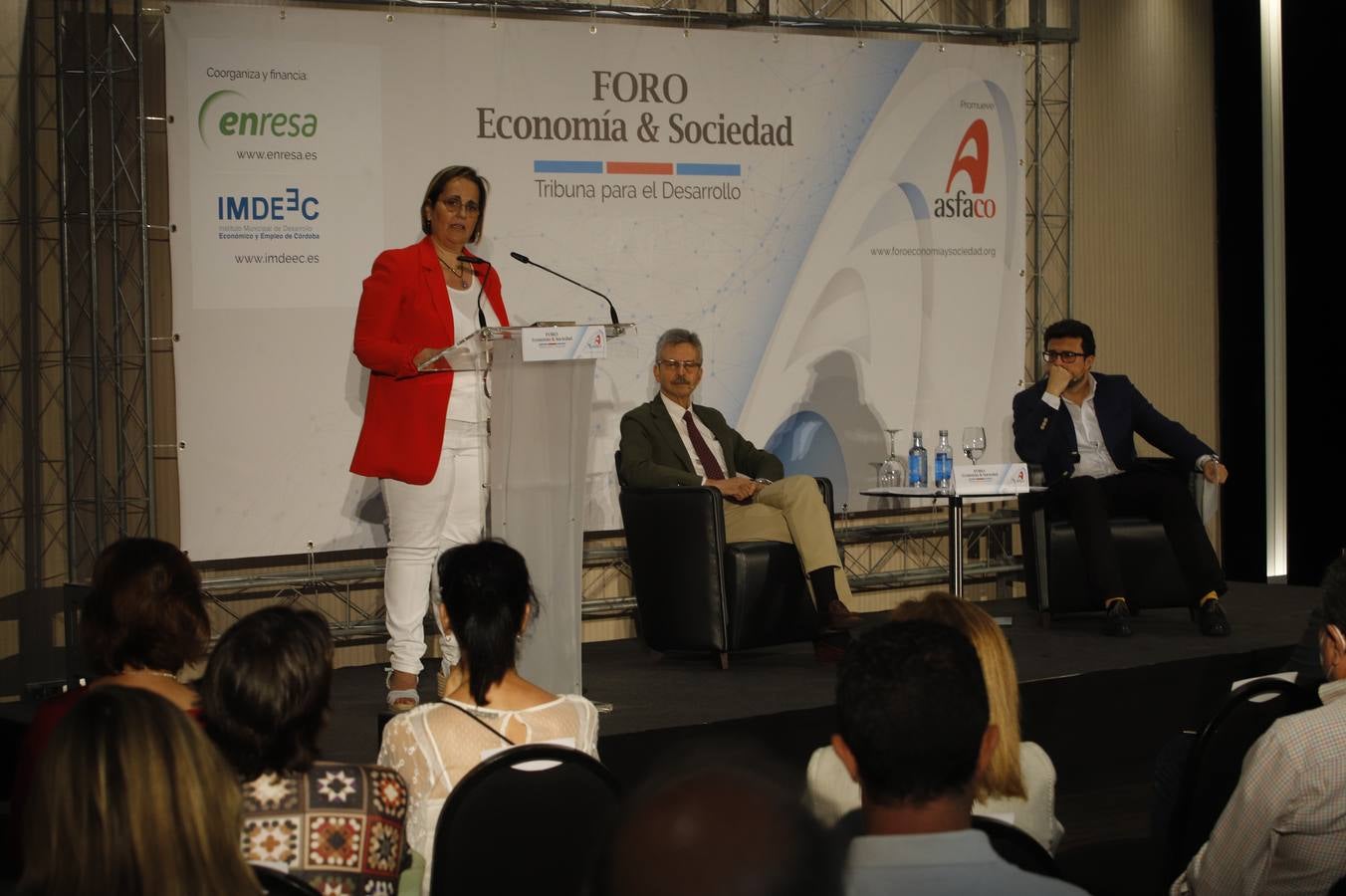 En imágenes, el foro Asfaco con el presidente de Enresa en Córdoba