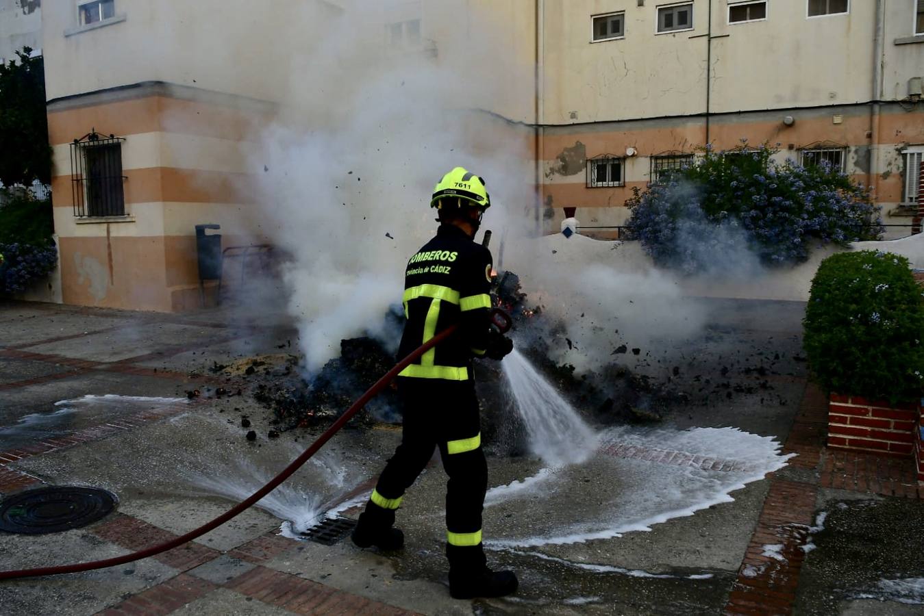 Fotos: Los Juanillos arden en Cádiz