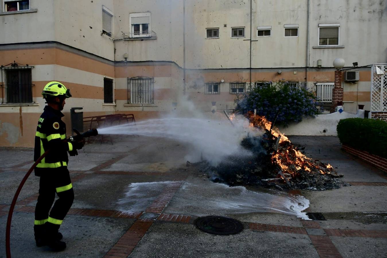 Fotos: Los Juanillos arden en Cádiz