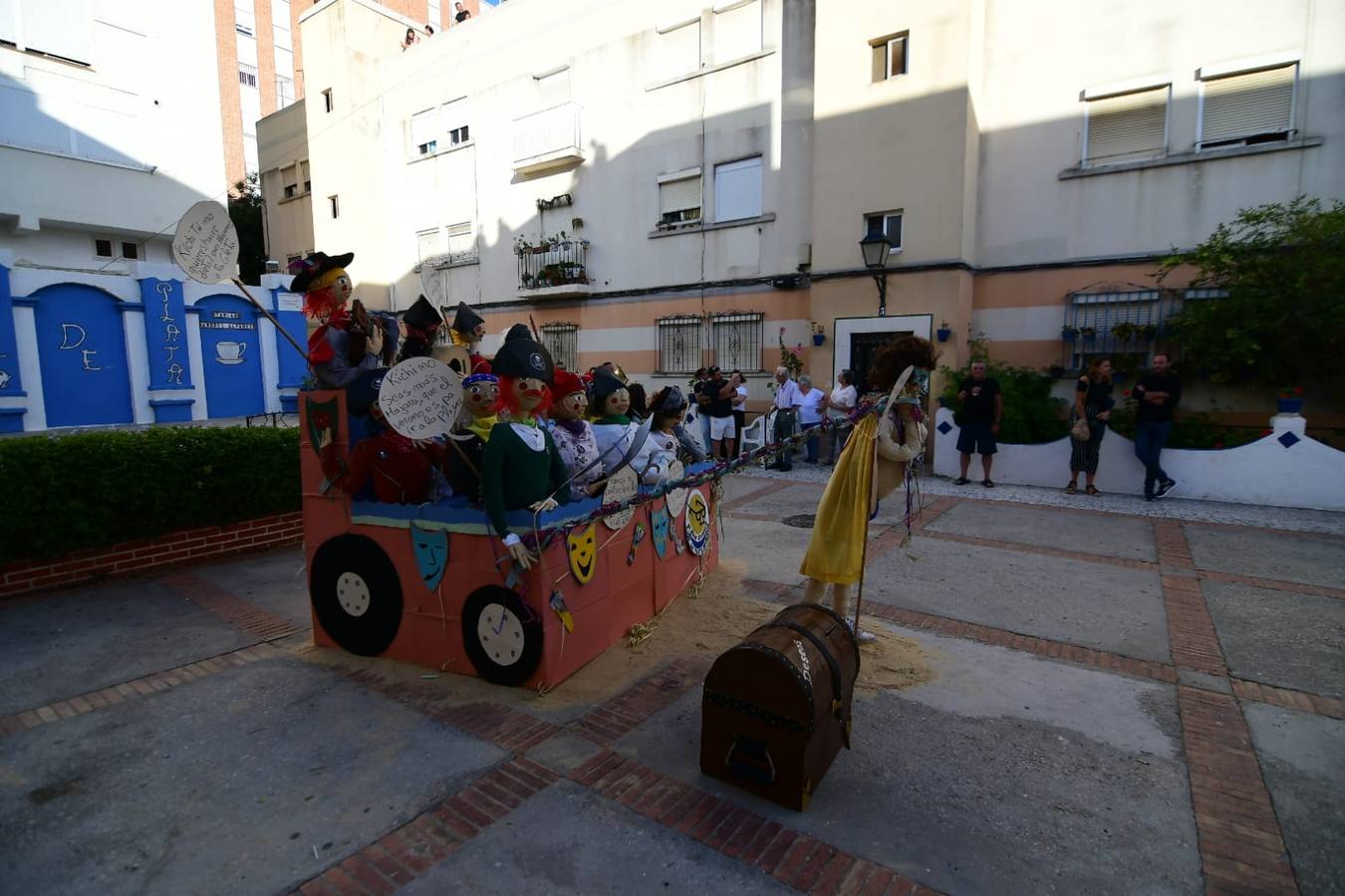 Fotos: Los Juanillos arden en Cádiz