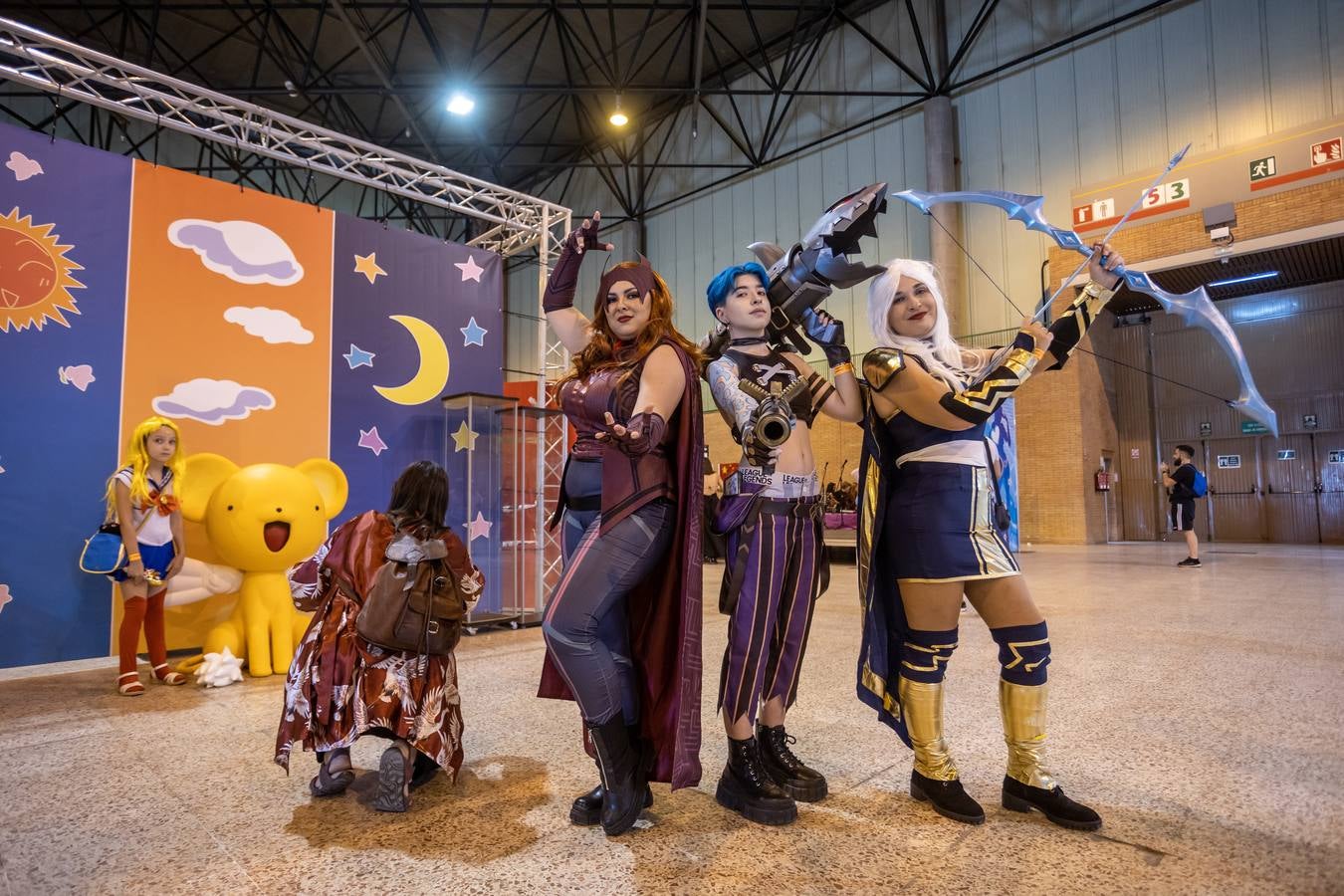 Miles de aficionados acuden al Mangafest Summer Edition de Sevilla en Fibes