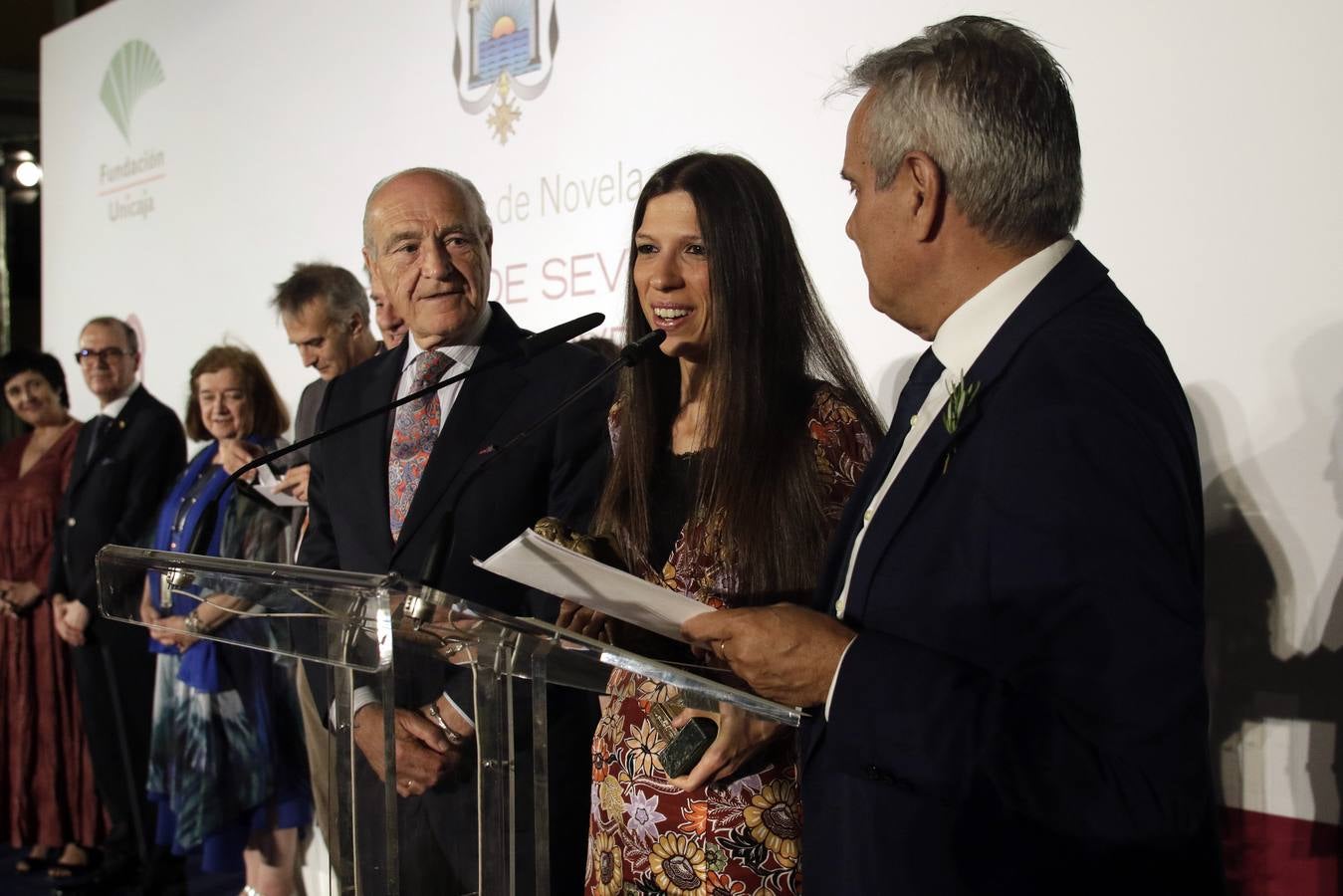 Entrega del LIV Premio de Novela Ateneo de Sevilla, en imágenes