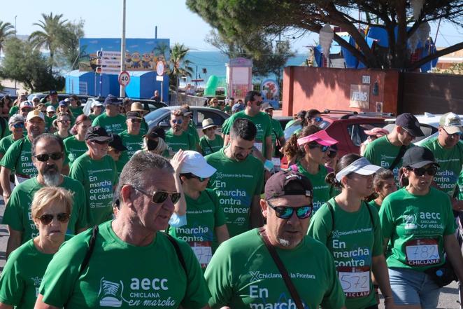 Fotos: X edición de la carrera &#039;En marcha contra el cáncer&#039; en Chiclana