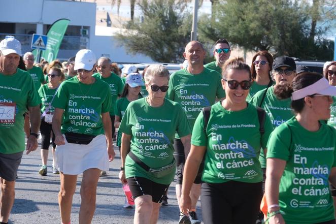 Fotos: X edición de la carrera &#039;En marcha contra el cáncer&#039; en Chiclana