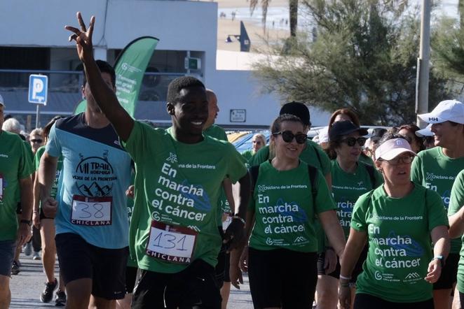 Fotos: X edición de la carrera &#039;En marcha contra el cáncer&#039; en Chiclana