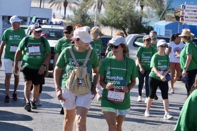 Fotos: X edición de la carrera &#039;En marcha contra el cáncer&#039; en Chiclana