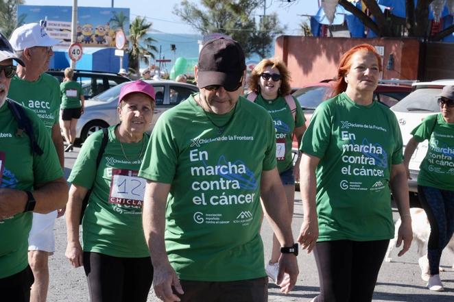 Fotos: X edición de la carrera &#039;En marcha contra el cáncer&#039; en Chiclana