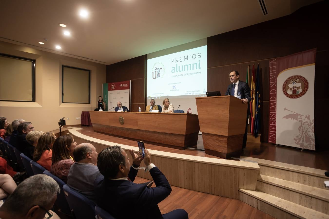 Entrega de los II Premios Alumni Universidad de Sevilla, en imágenes