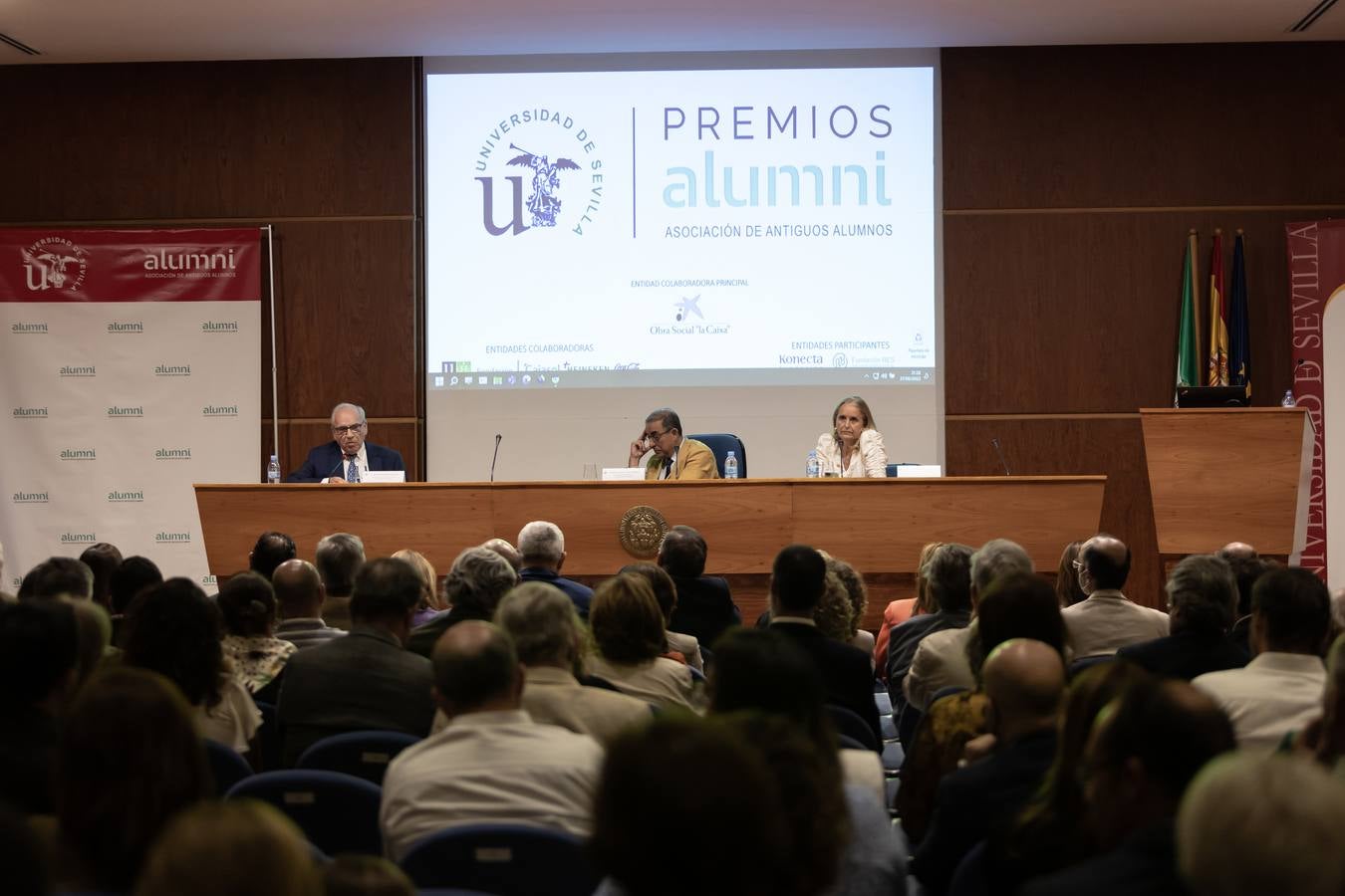 Entrega de los II Premios Alumni Universidad de Sevilla, en imágenes