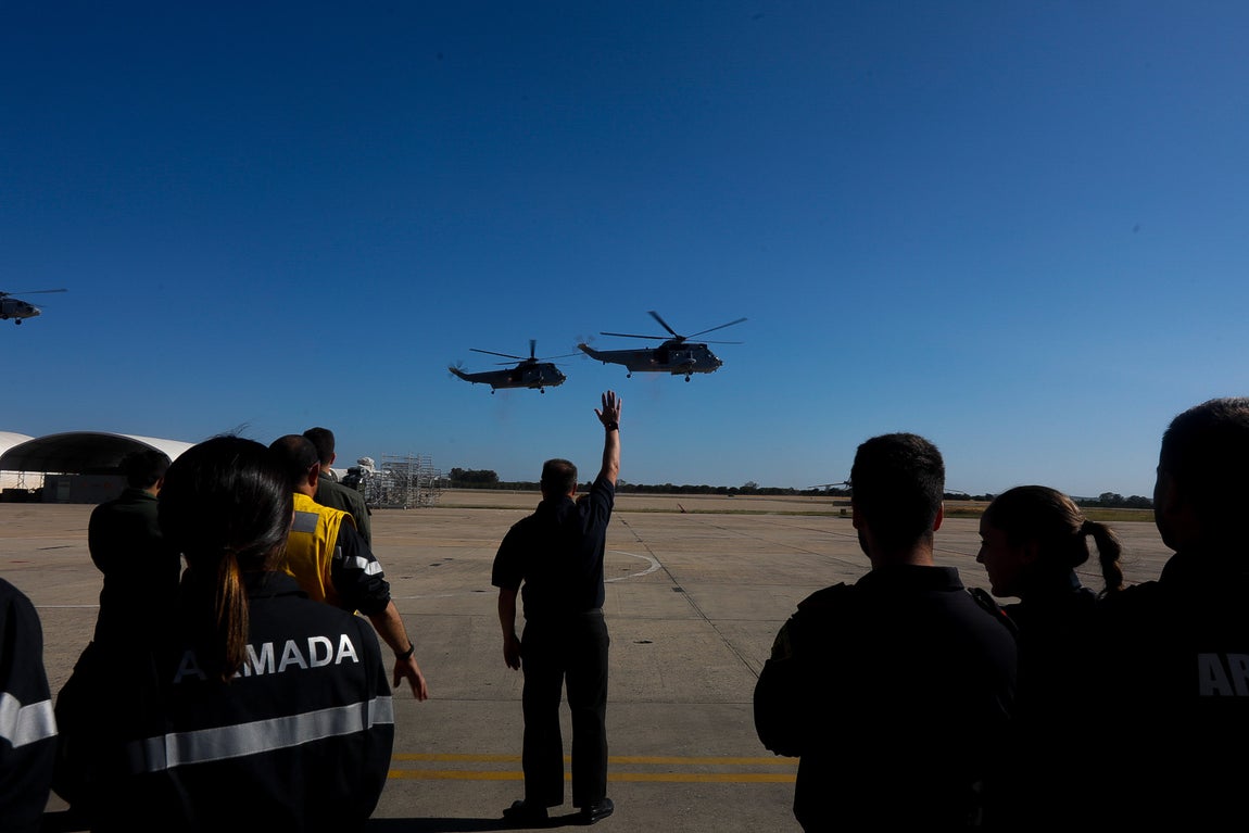 En imágenes: Así ha sido la despedida de los dos últimos helicópteros &#039;Morsa&#039; de la Armada