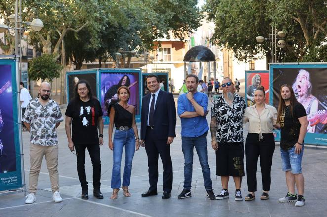 La exposición del Festival de la Guitarra de Córdoba, en imágenes