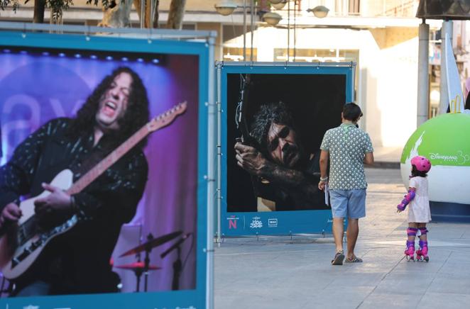 La exposición del Festival de la Guitarra de Córdoba, en imágenes