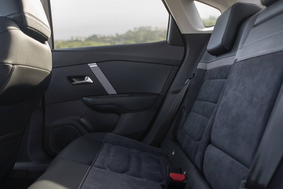 Fotogalería: así es el nuevo Citroën C4 X