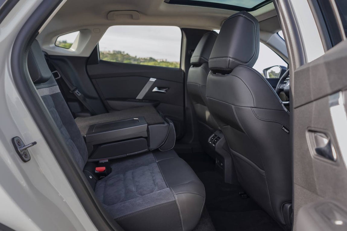 Fotogalería: así es el nuevo Citroën C4 X