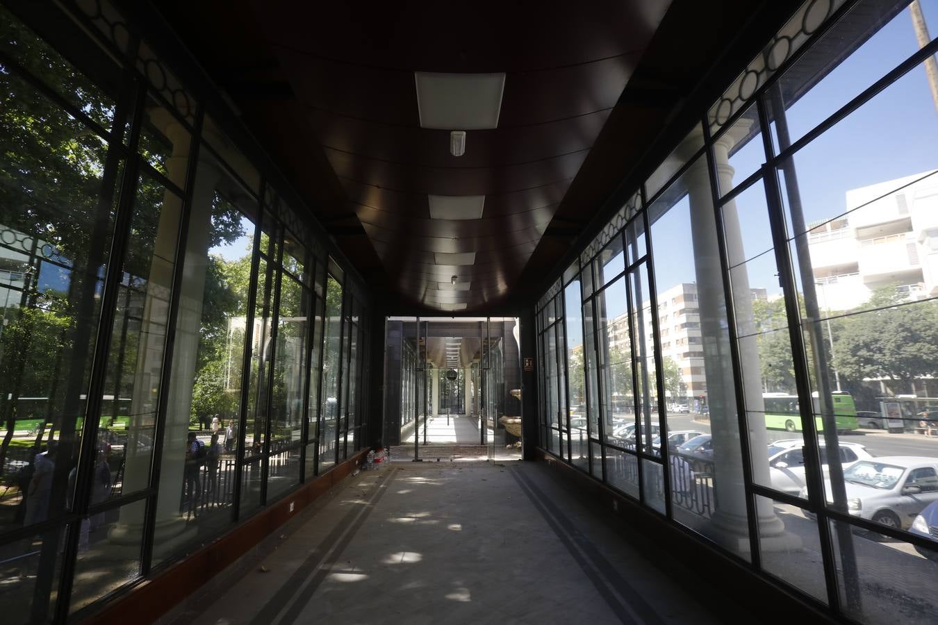 En imágenes, el estado de la Pérgola en los Jardines de la Victoria de Córdoba