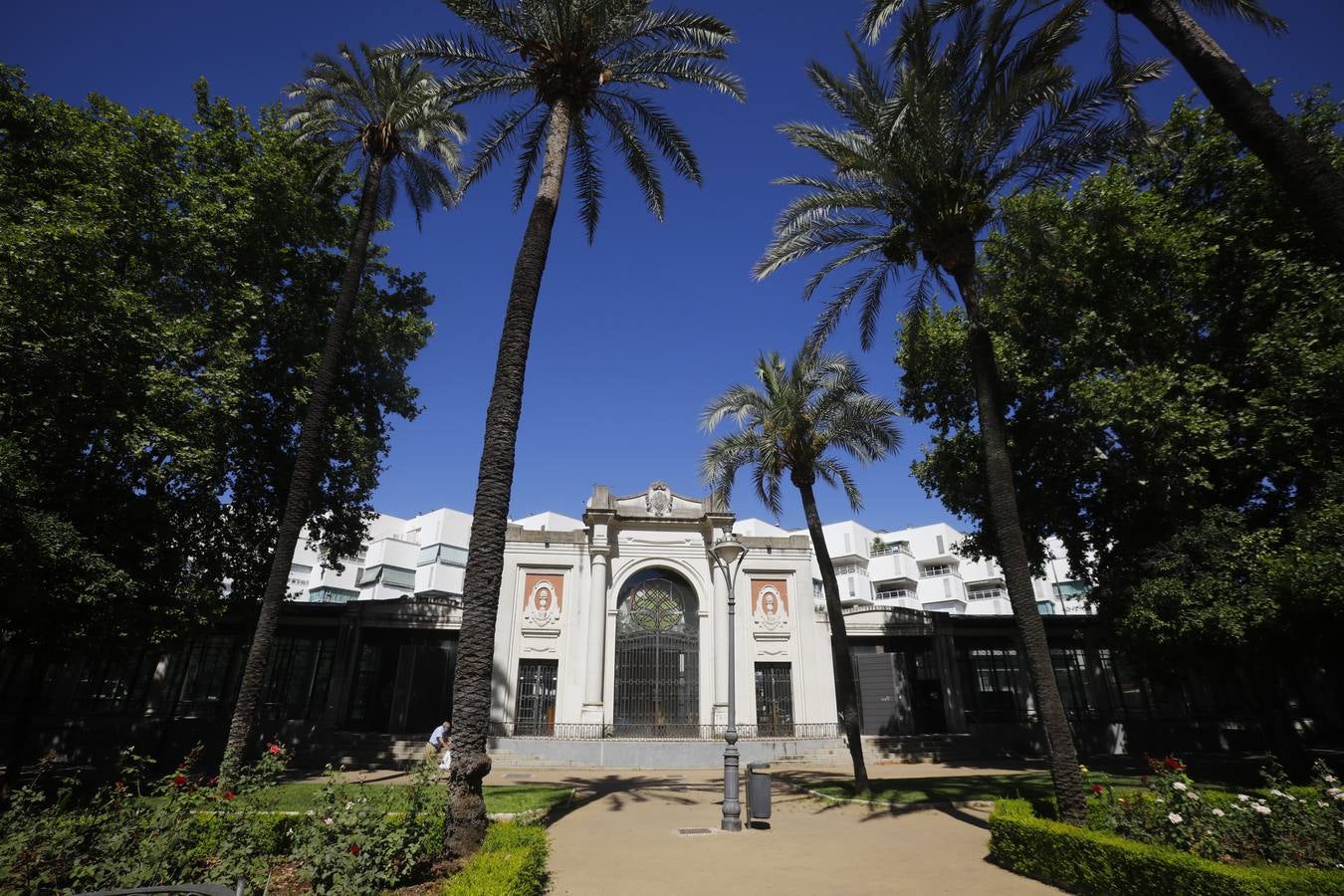 En imágenes, el estado de la Pérgola en los Jardines de la Victoria de Córdoba