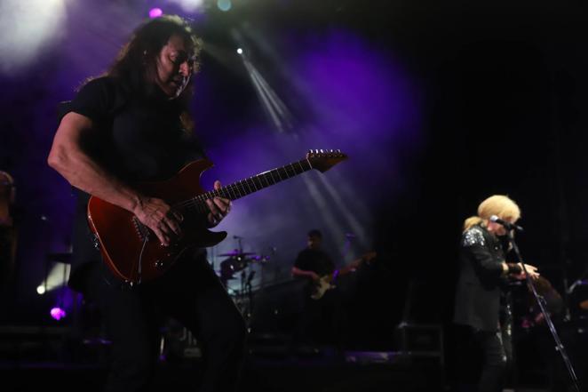 Festival de la Guitarra de Córdoba | El espectacular concierto de Medina Azahara, en imágenes