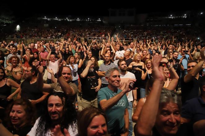 Festival de la Guitarra de Córdoba | El espectacular concierto de Medina Azahara, en imágenes