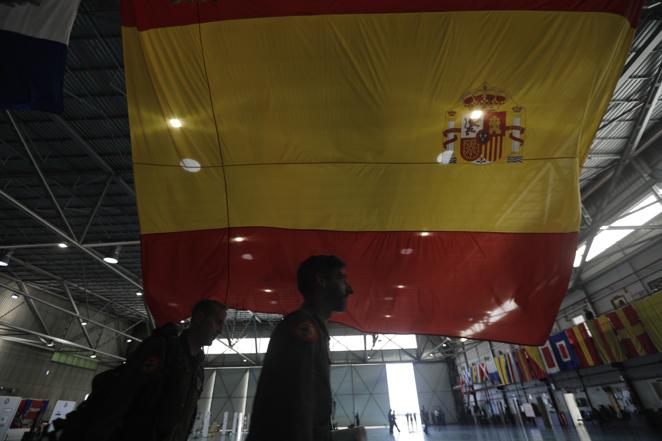 Las impresionantes imágenes de Cádiz y la Bahía desde un helicóptero militar