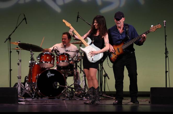 El eléctrico concierto de Susan Santos en Córdoba, en imágenes