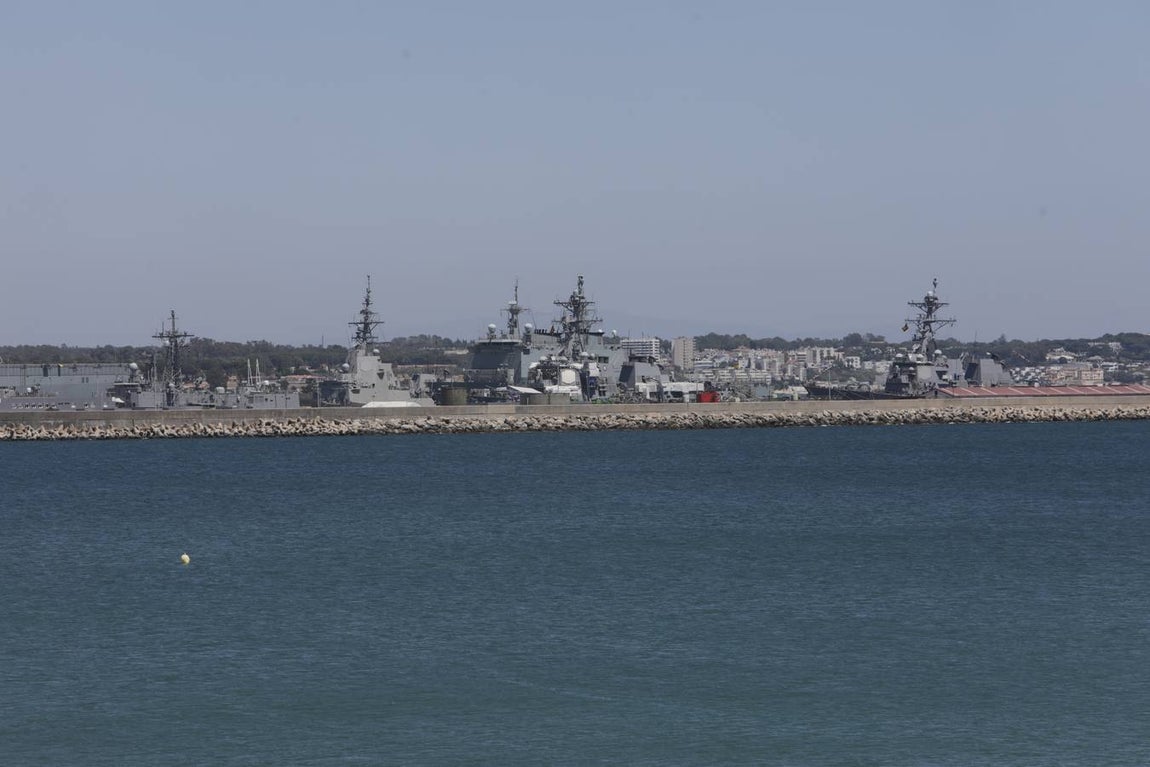 Fotos: Rota, la villa que espera la llegada de los destructores americanos