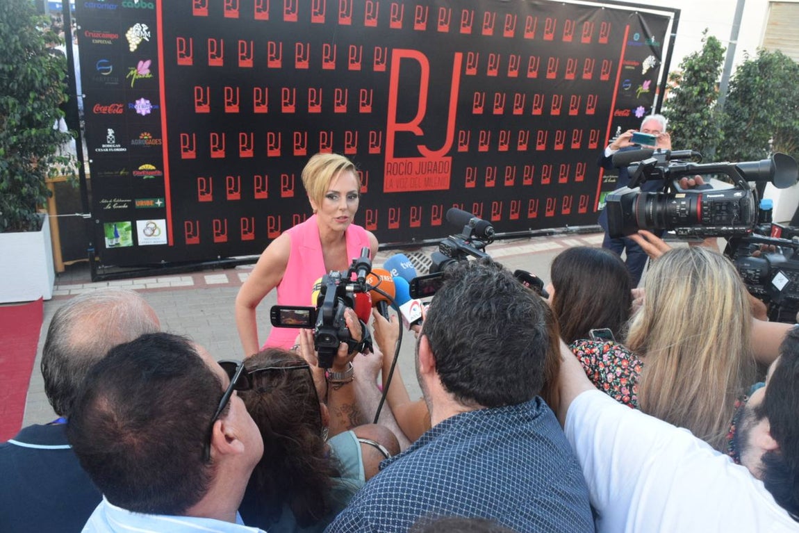 Fotos: Calurosa bienvenida al Museo de Rocío Jurado en Chipiona