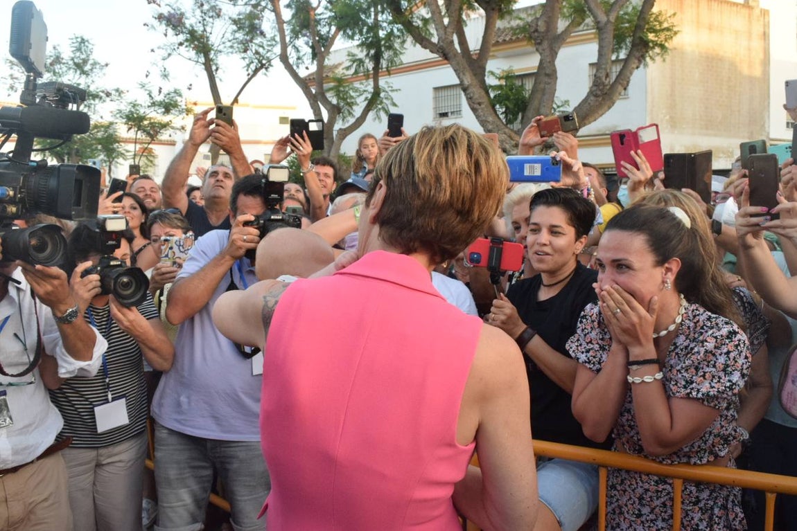 Fotos: Calurosa bienvenida al Museo de Rocío Jurado en Chipiona