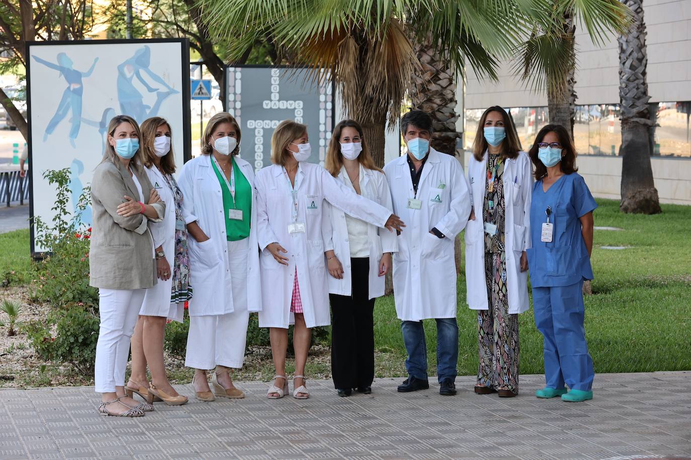 El equipo sanitario que opera con robot a niños en Córdoba, en imágenes