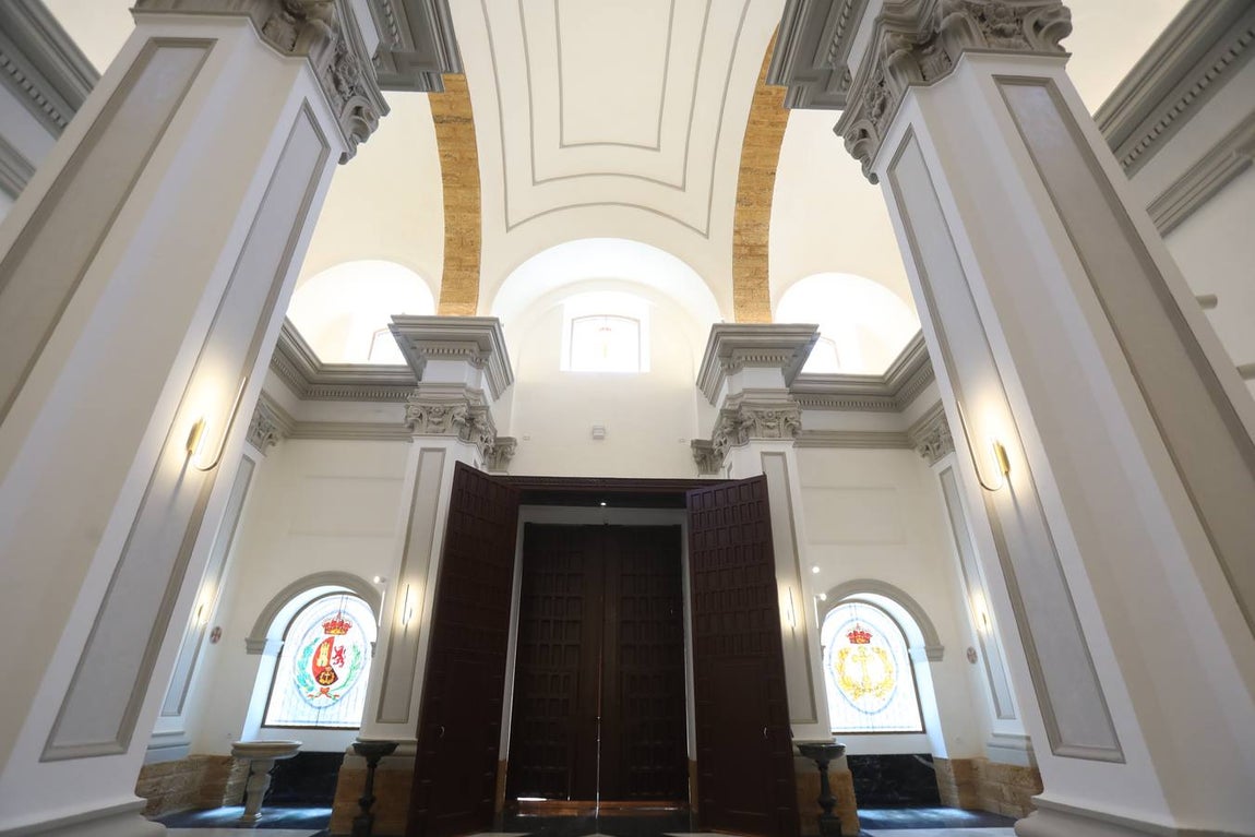 Fotos: Así luce la iglesia Castrense del Santo Ángel Custodio de Cádiz