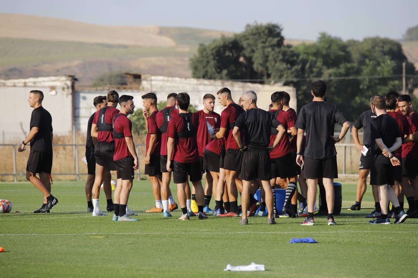 El primer entrenamiento de la temporada del Córdoba CF, en imágenes