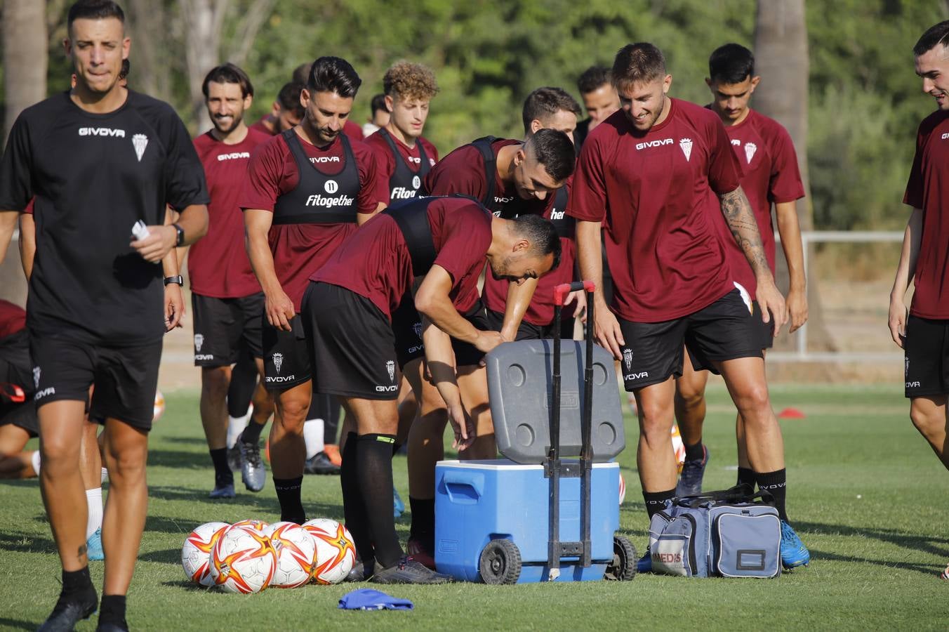 El primer entrenamiento de la temporada del Córdoba CF, en imágenes