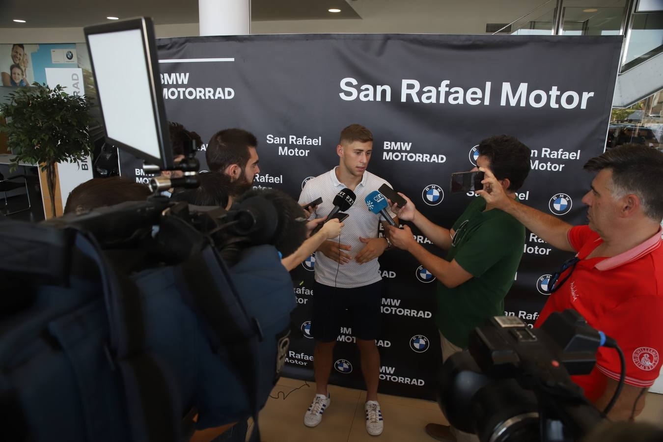 La presentación de Jorge Moreno, en imágenes