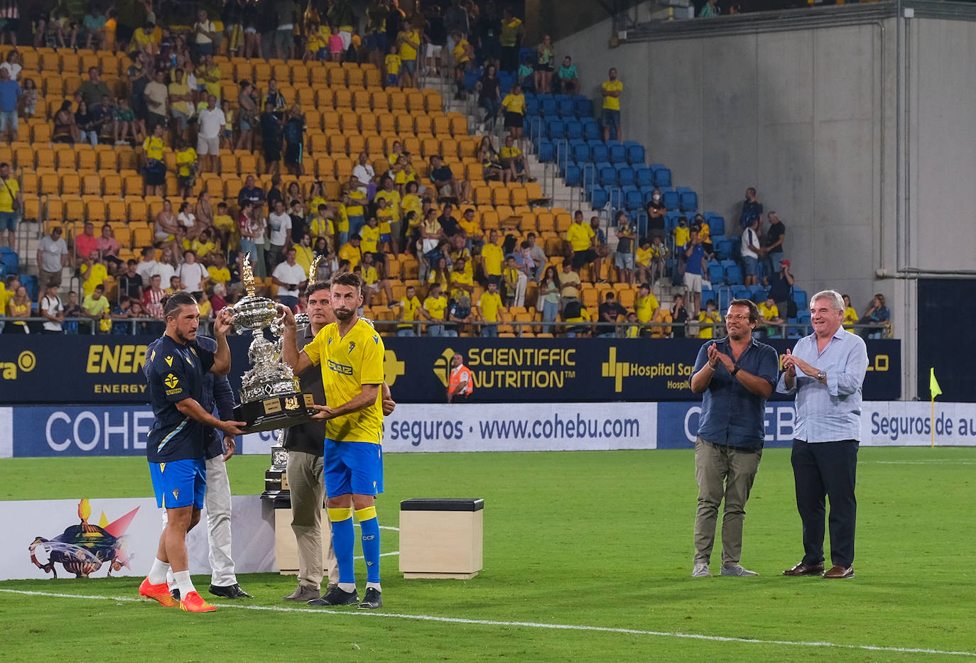 FOTOS: Cádiz CF - Atlético de Madrid en el Trofeo Carranza 2022