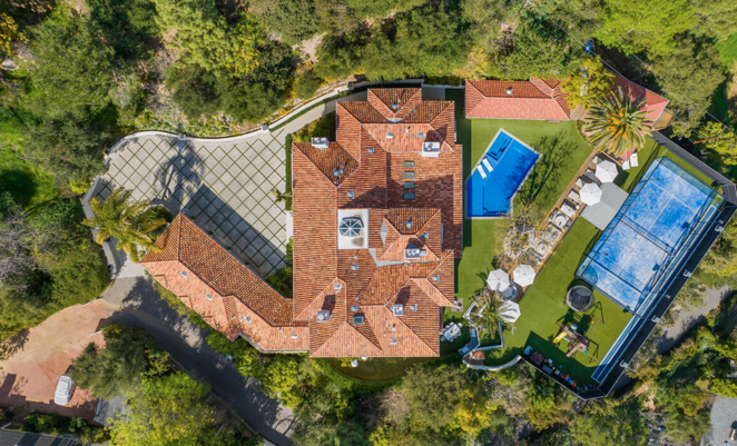 Así es la mansión que vende Eva Longoria. Además de esta propiedad que han puesto a la venta, Longoria tiene una casa en las colinas sobre la playa Zuma de Malibú, que compró hace unos 15 años, y Bastón una vivienda en la Ciudad de México.