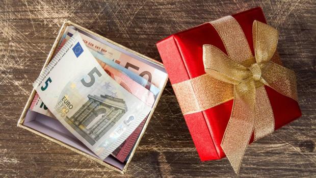 ¿Cuál es el límite de dinero que Hacienda permite regalar en Navidad sin pagar impuestos?