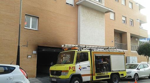 Alarma en Algeciras por un incendio en un garaje comunitario