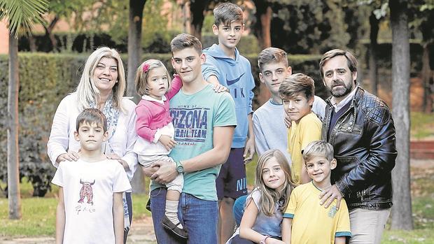 La familia Romero Jiménez, con todos sus integrantes