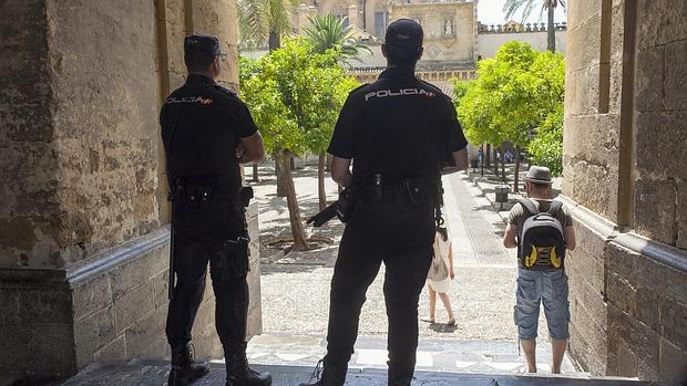 Policía Nacional, en la Mezquita-Catedral de Córdoba