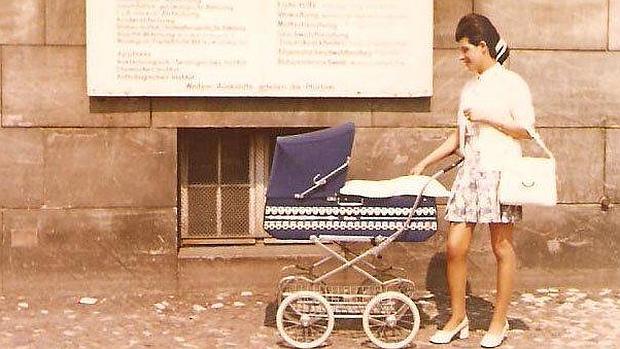 Imagen de una mujer española en los años 70