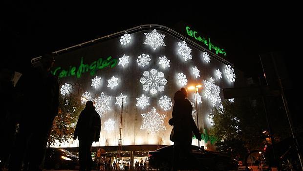 El Corte Inglés sí ha encendido ya sus luces para esta Navidad