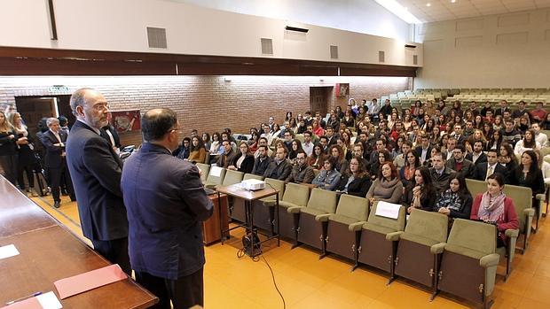 La UCO quiere vender el colegio mayor Séneca