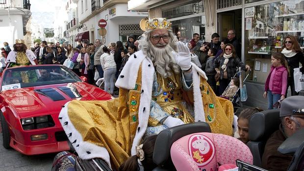 El vicepresidente de la Junta esta mañana, caracterizado como rey Melchor